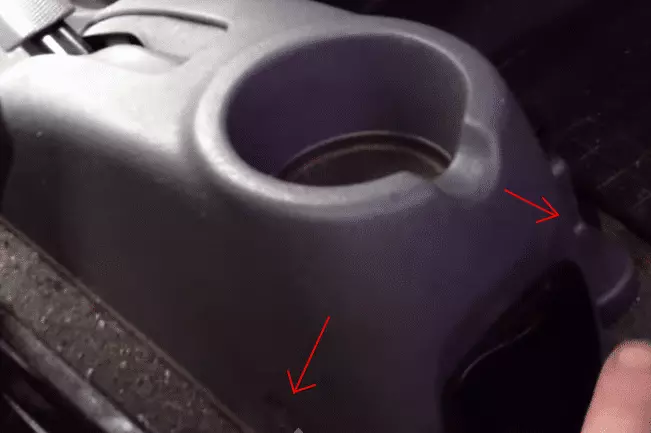 Замена задних тормозных колодок и барабанов Hyundai Accent