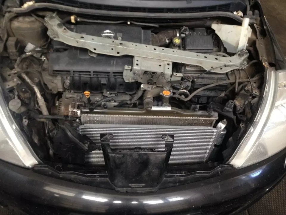 Замена радиатора кондиционера Nissan Tiida